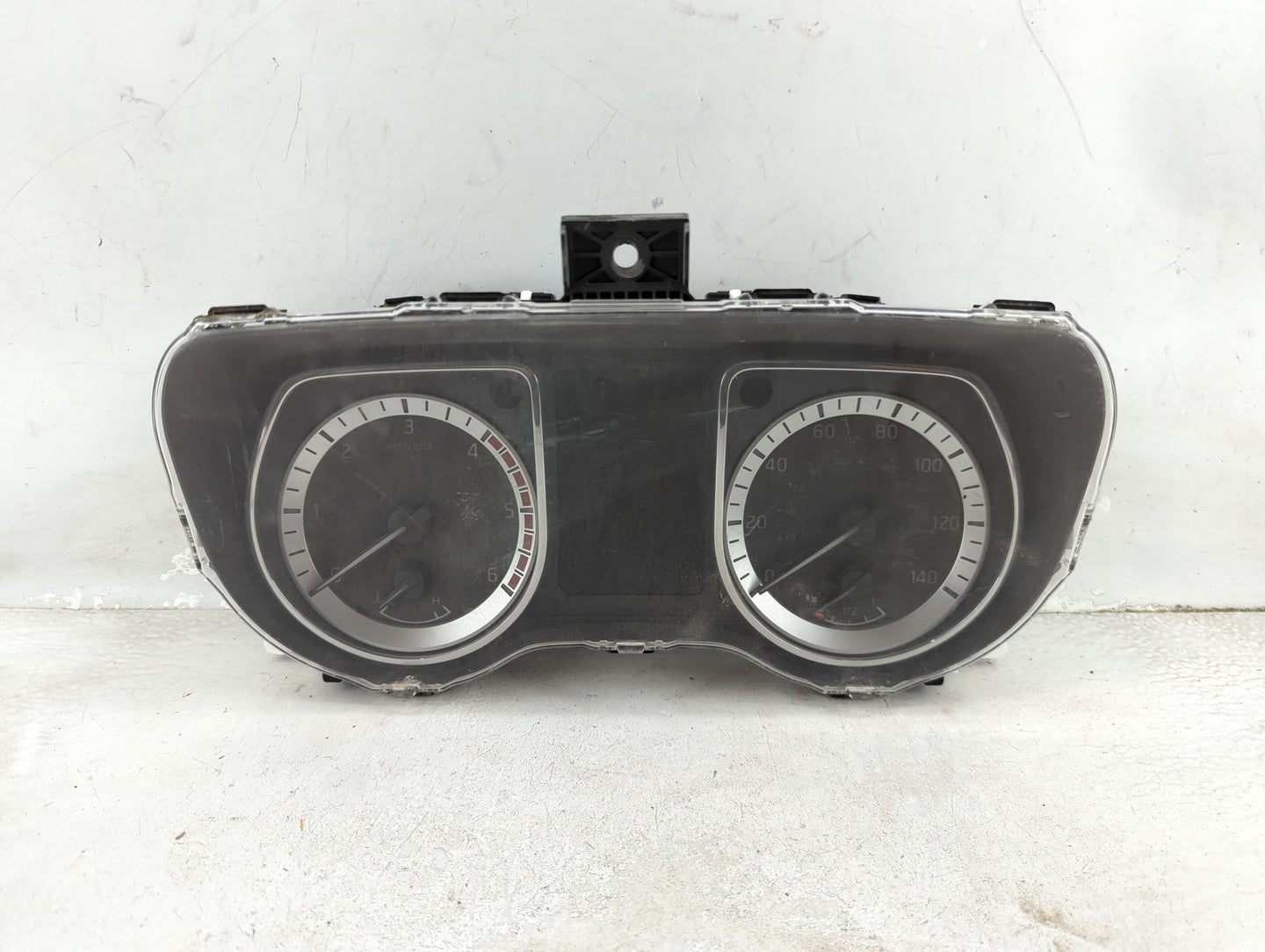 2016-2017 Nissan Titan Xd Instrument Cluster Speedometer Gauges P/N:24810EZ27A Miles: Fits Fits 2016 2017 OEM Used Auto Part