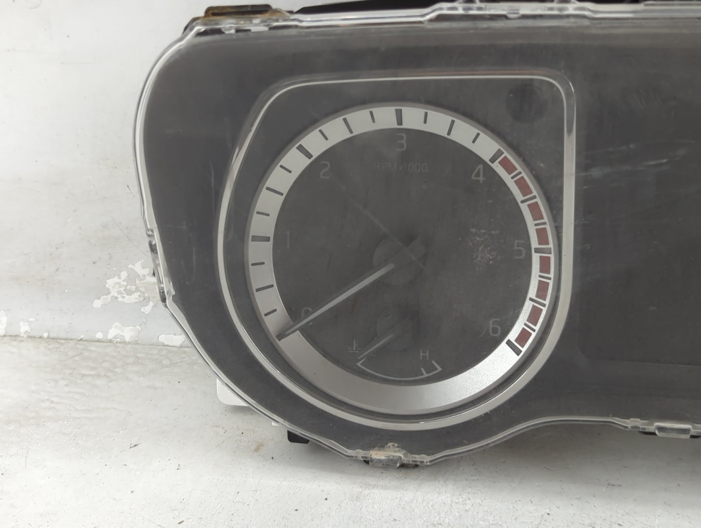 2016-2017 Nissan Titan Xd Instrument Cluster Speedometer Gauges P/N:24810EZ27A Miles: Fits Fits 2016 2017 OEM Used Auto Part