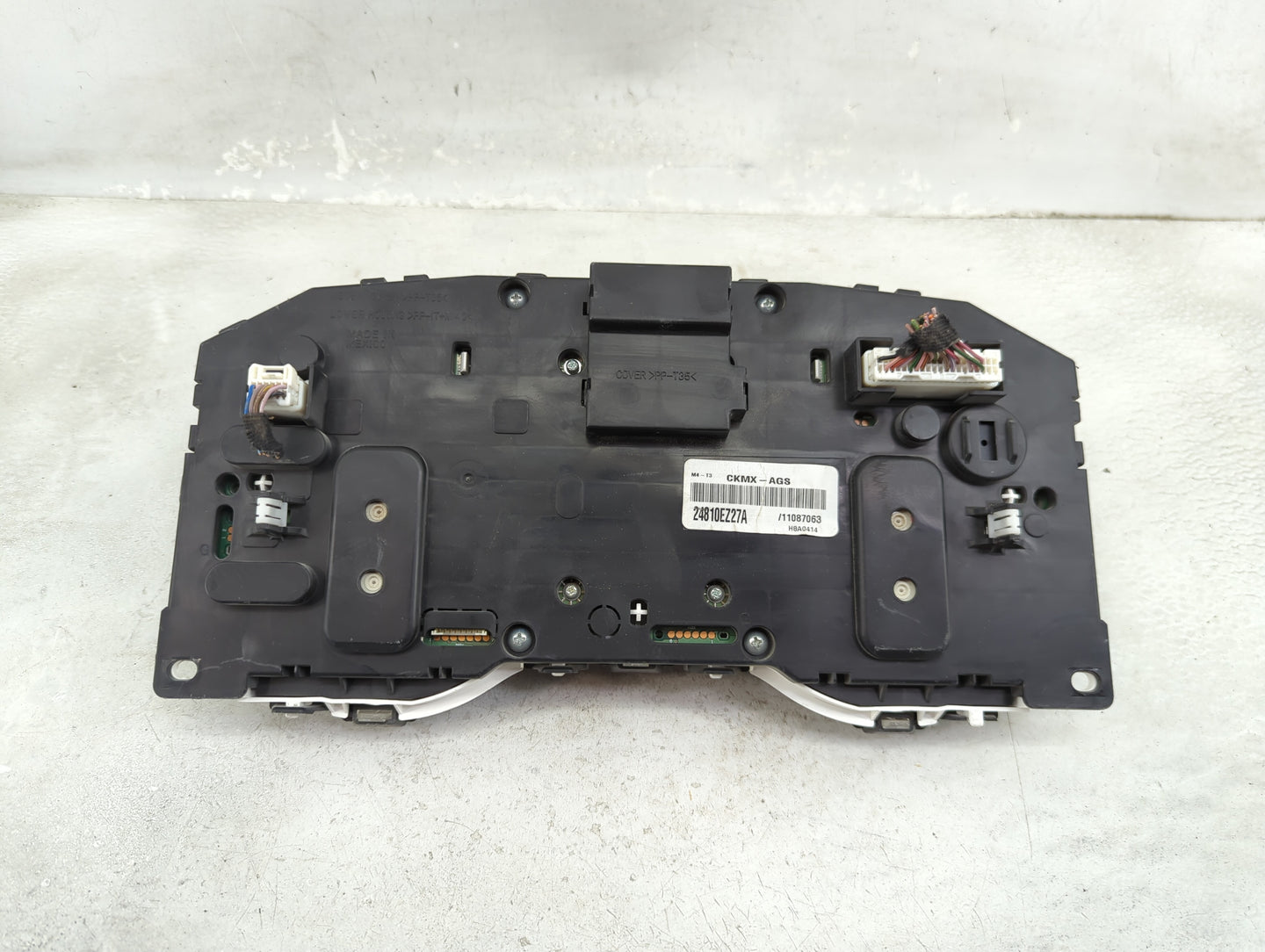 2016-2017 Nissan Titan Xd Instrument Cluster Speedometer Gauges P/N:24810EZ27A Miles: Fits Fits 2016 2017 OEM Used Auto Part