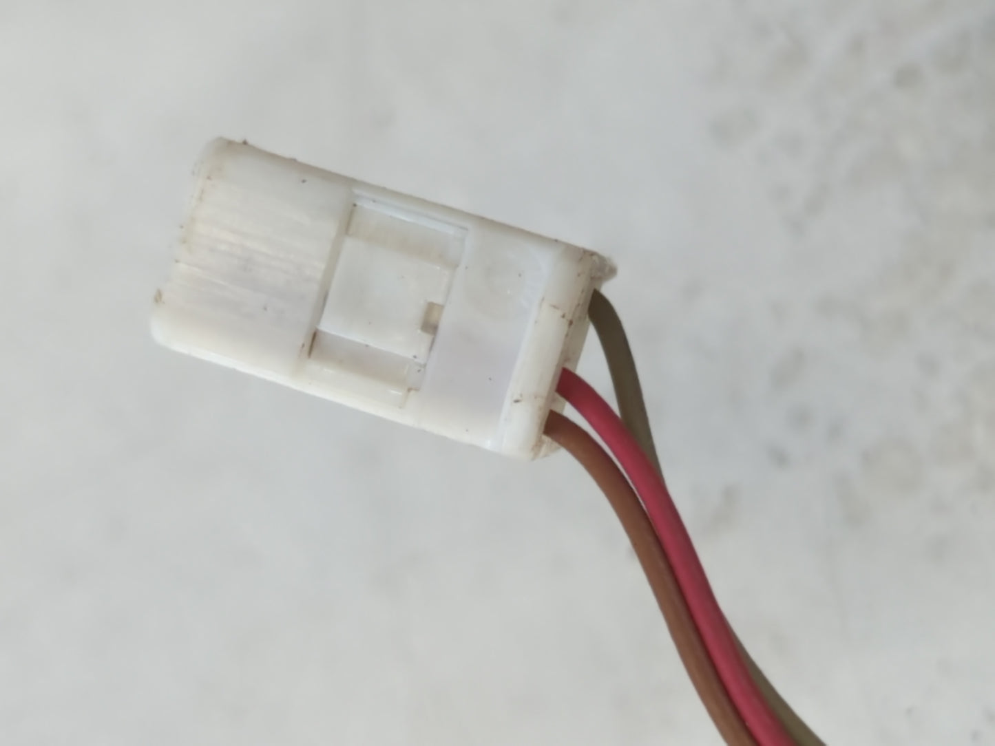 2015-2019 Nissan Versa Driver Side View Mirror - Left Door Mirror OEM Used - Oemusedautoparts1.com