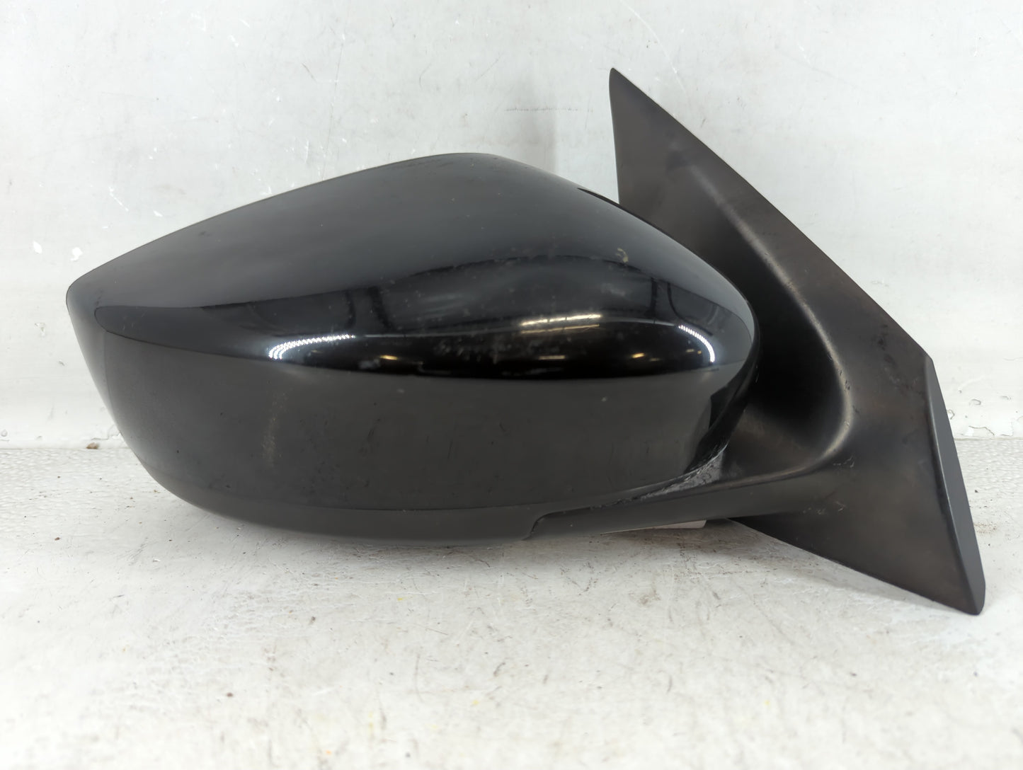 2015-2019 Nissan Versa Passenger Side View Mirror - Right Door Mirror OEM Used - Oemusedautoparts1.com