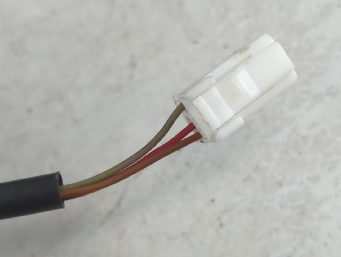 2015-2019 Nissan Versa Passenger Side View Mirror - Right Door Mirror OEM Used - Oemusedautoparts1.com