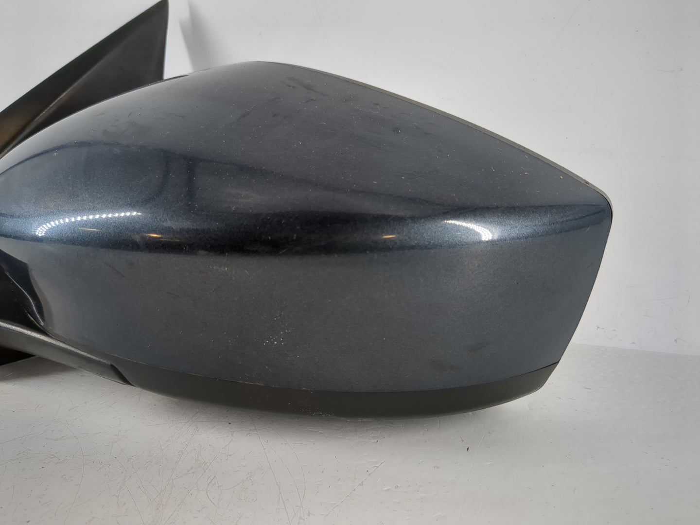 2015-2019 Nissan Versa Driver Side View Mirror - Left Door Mirror OEM Used - Oemusedautoparts1.com