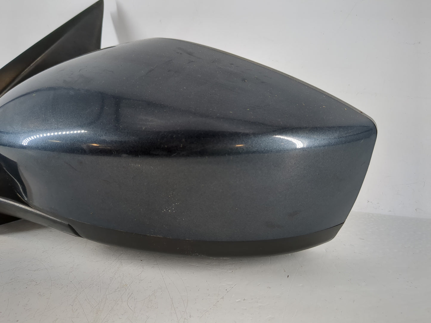 2015-2019 Nissan Versa Driver Side View Mirror - Left Door Mirror OEM Used - Oemusedautoparts1.com