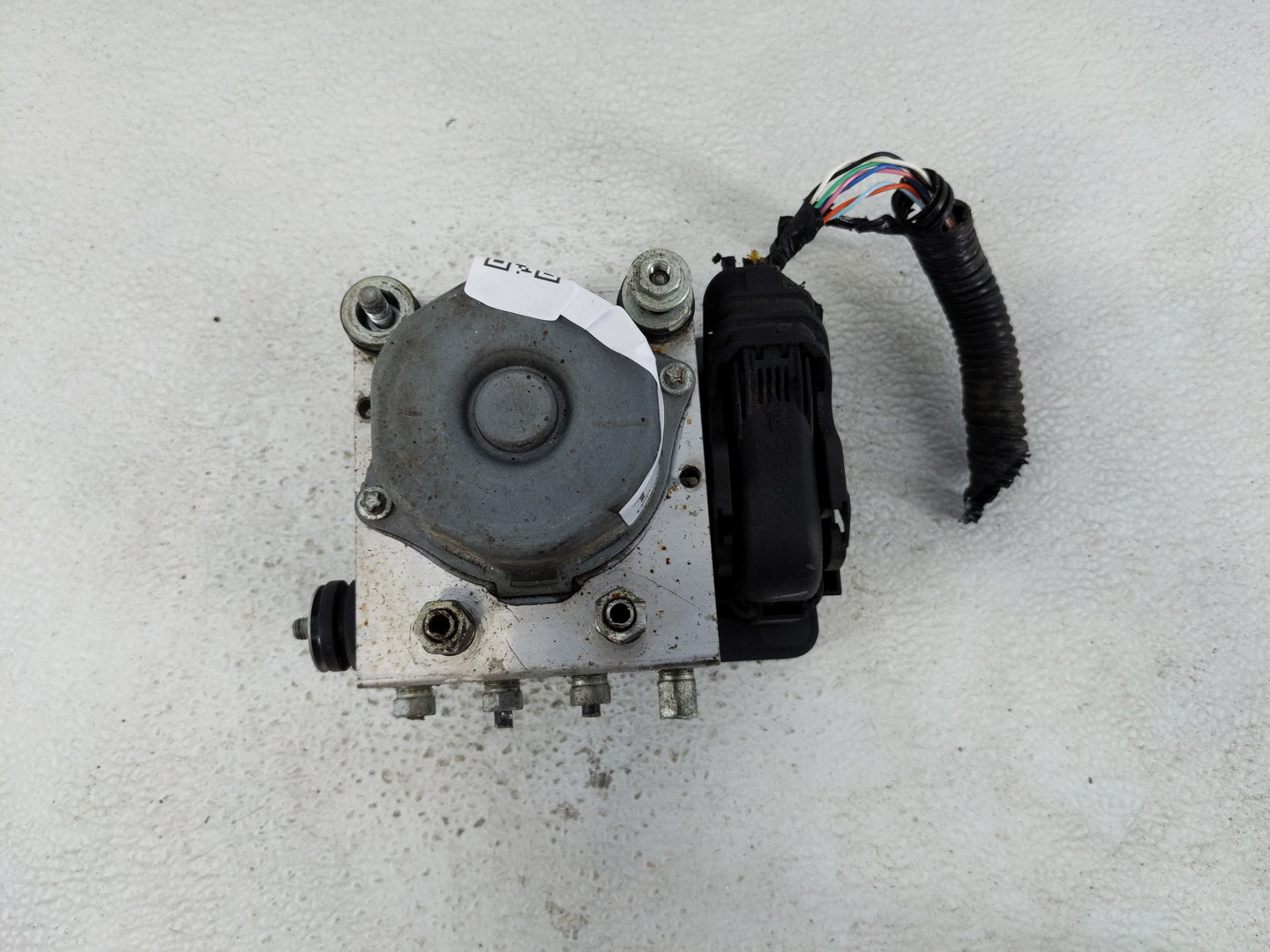 2015-2019 Nissan Versa ABS Pump Control Module Replacement P/N:47660 9KK0A Fits Fits 2015 2016 2017 2018 2019 OEM Used Auto 