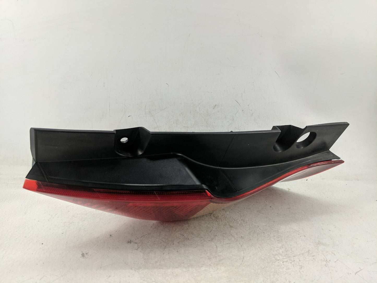 2014-2019 Nissan Versa Tail Light Assembly Driver Left OEM P/N:265553WC0A Fits Fits 2014 2015 2016 2017 2018 2019 OEM Used A