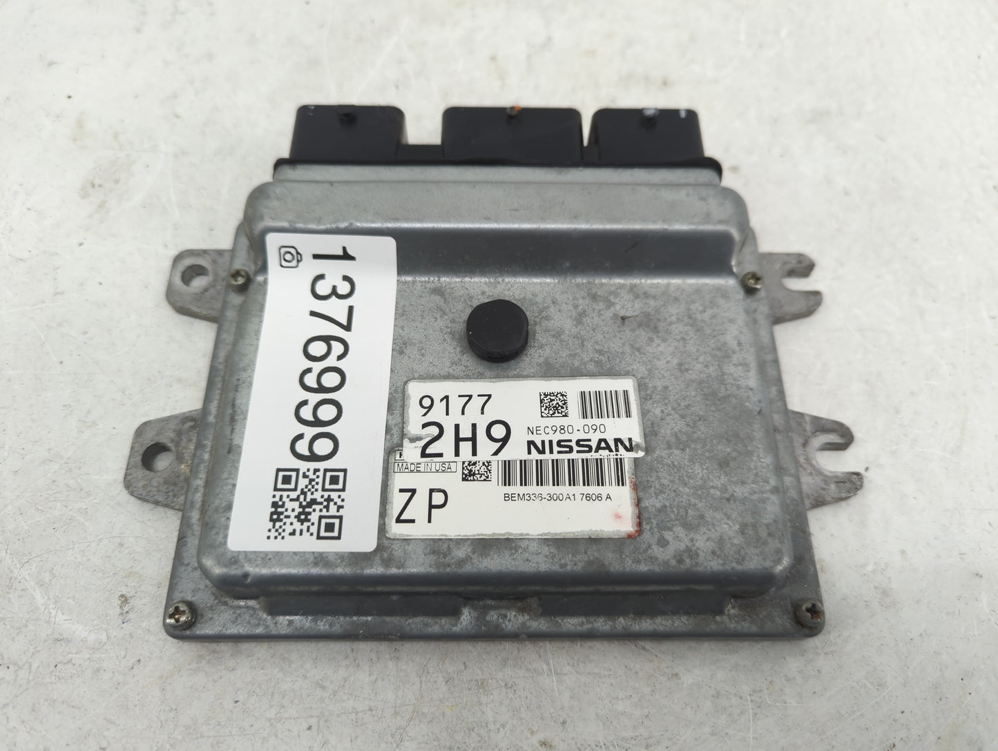 2014-2017 Nissan Versa PCM Engine Control Computer ECU ECM PCU OEM P/N:NEC980-090 Fits Fits 2014 2015 2016 2017 OEM Used Aut