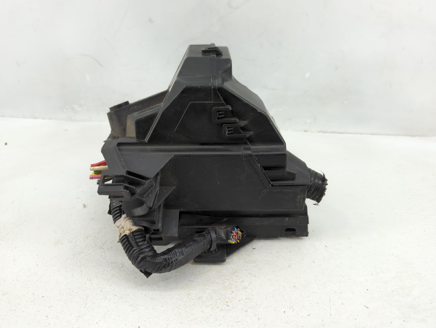 2013-2019 Nissan Versa Fusebox Fuse Box Panel Relay Module Fits Fits 2013 2014 2015 2016 2017 2018 2019 OEM Used Auto Parts 