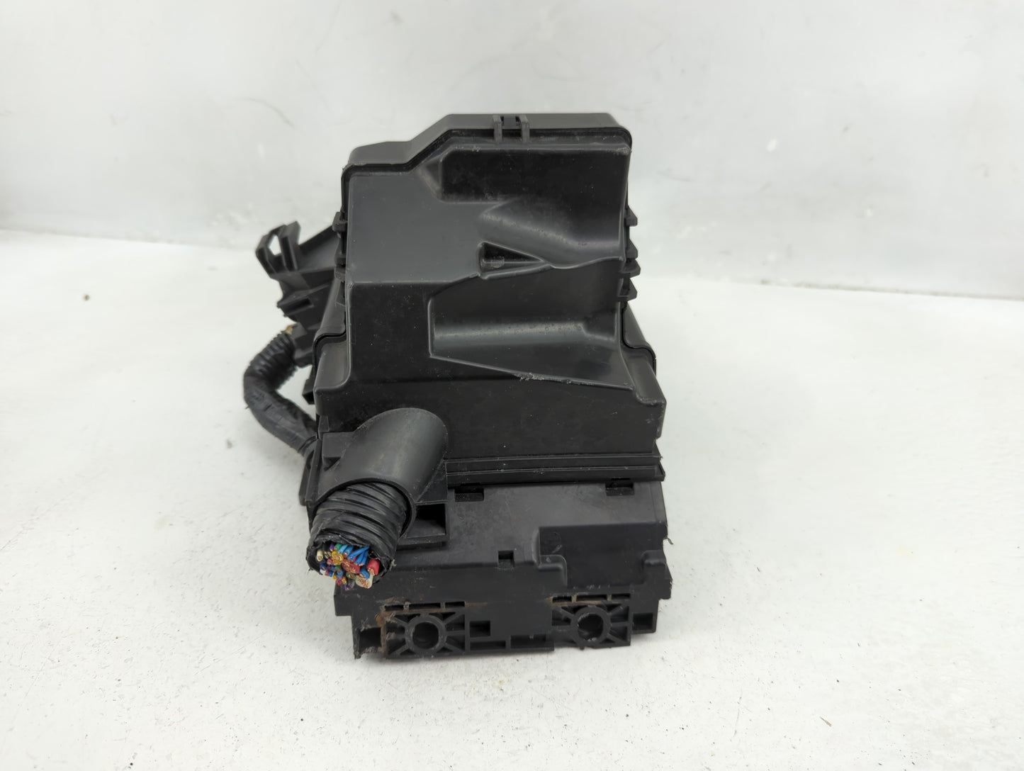 2013-2019 Nissan Versa Fusebox Fuse Box Panel Relay Module Fits Fits 2013 2014 2015 2016 2017 2018 2019 OEM Used Auto Parts 