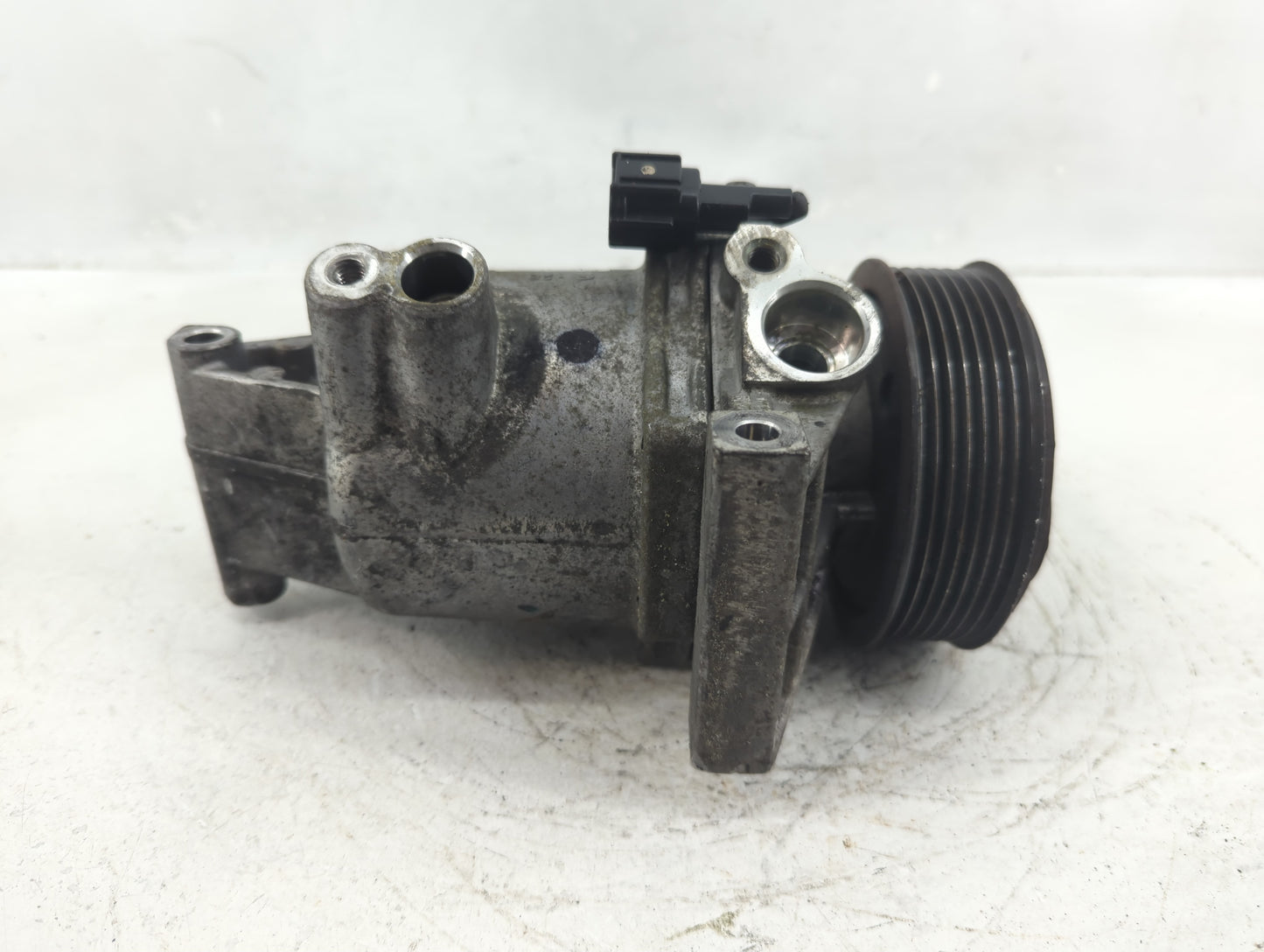 Nissan Versa Air Conditioning A/c Ac Compressor Oem - Oemusedautoparts1.com