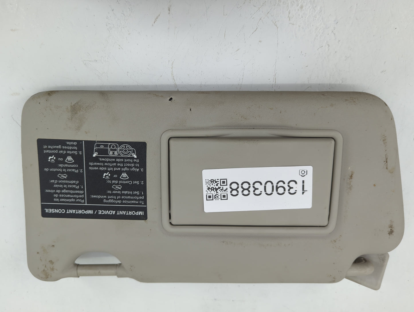 2016-2019 Nissan Versa Sun Visor Shade Replacement Driver Left Mirror Fits Fits 2015 2016 2017 2018 2019 OEM Used Auto Parts