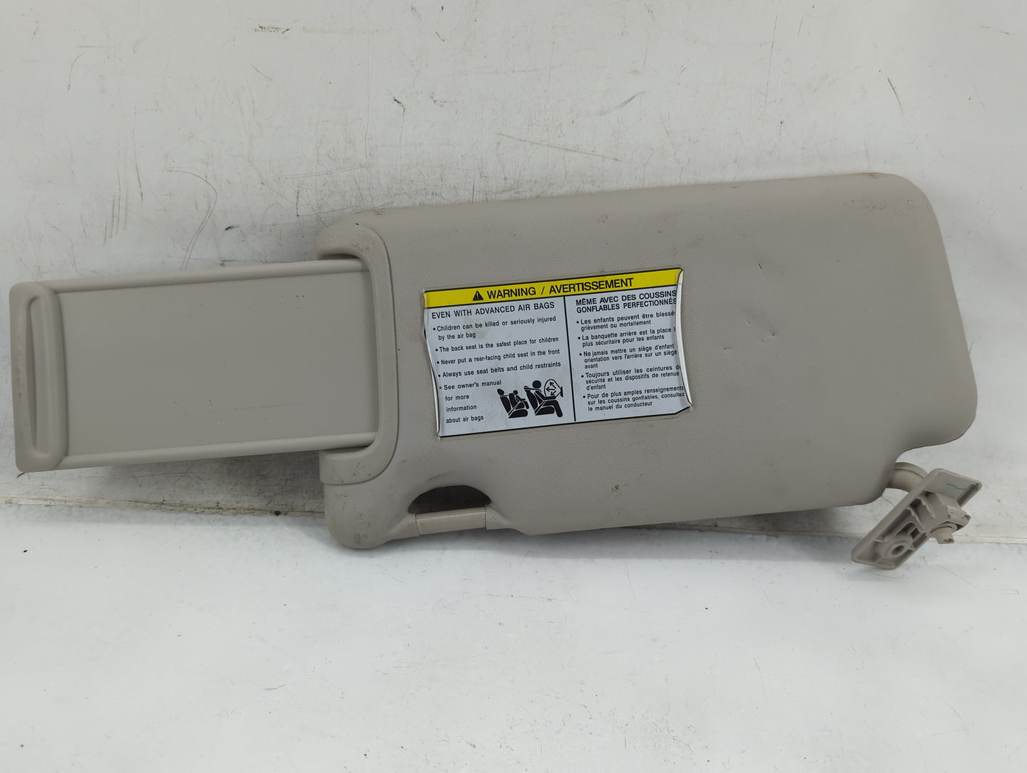 2016-2019 Nissan Versa Sun Visor Shade Replacement Passenger Right Mirror Fits Fits 2015 2016 2017 2018 2019 OEM Used Auto P