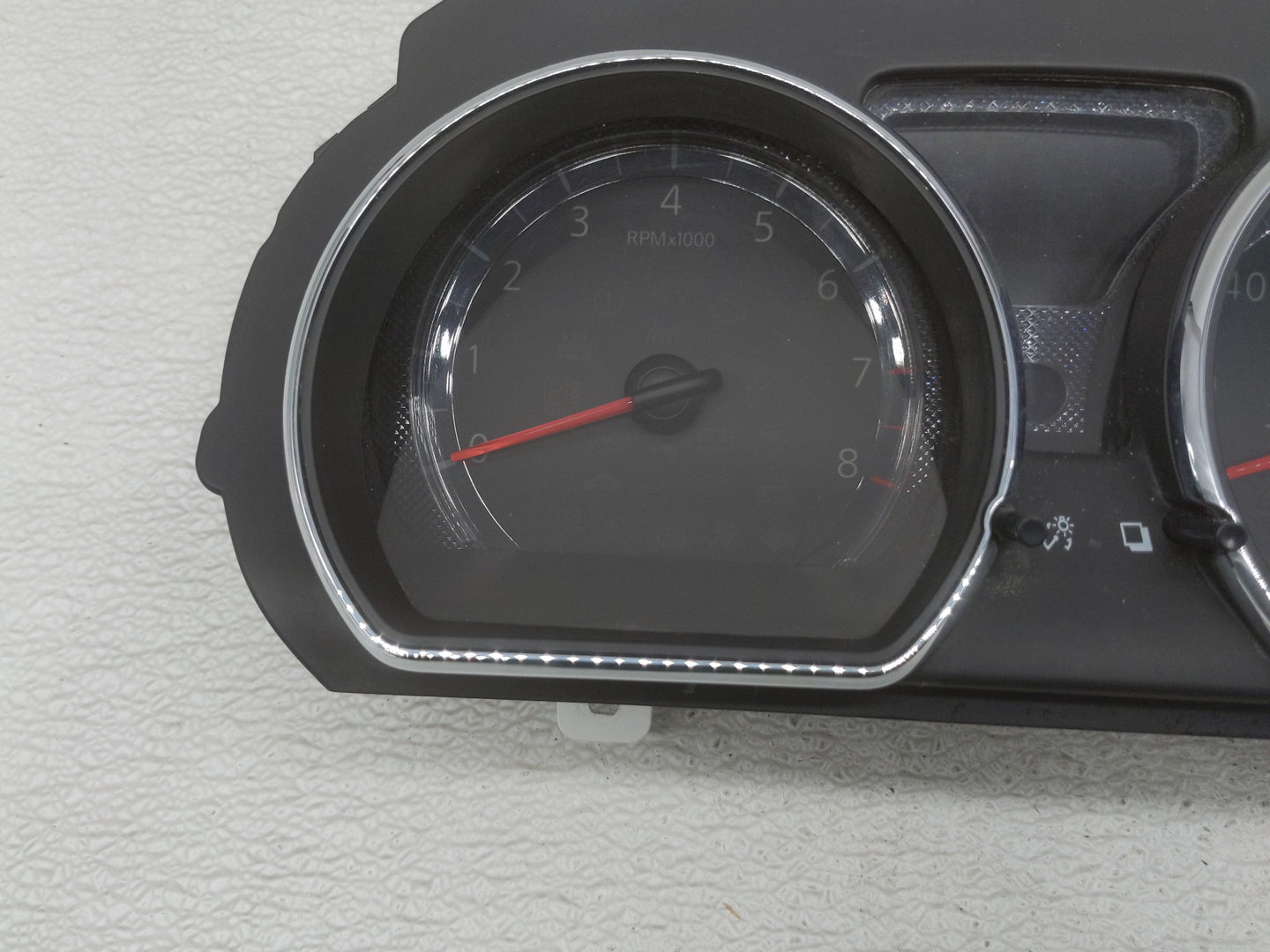 2015-2018 Nissan Versa Instrument Cluster Speedometer Gauges P/N:CKMX-AGS Fits Fits 2015 2016 2017 2018 OEM Used Auto Parts 