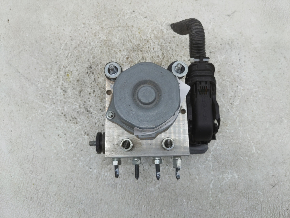 2015-2019 Nissan Versa Anti-Lock Brake ABS Pump Module Actuator OEM P/N:269 661 47660 9KK0A Fits Fits 2015 2016 2017 2018 20