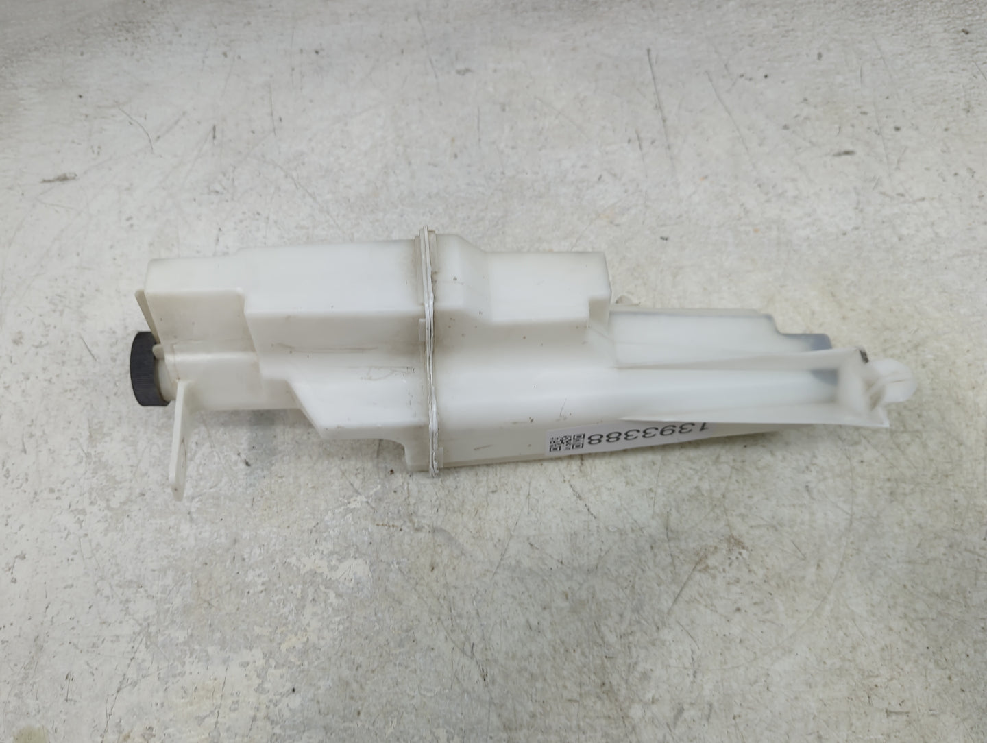 2013-2019 Nissan Versa Radiator Coolant Overflow Expansion Tank Bottle - Oemusedautoparts1.com