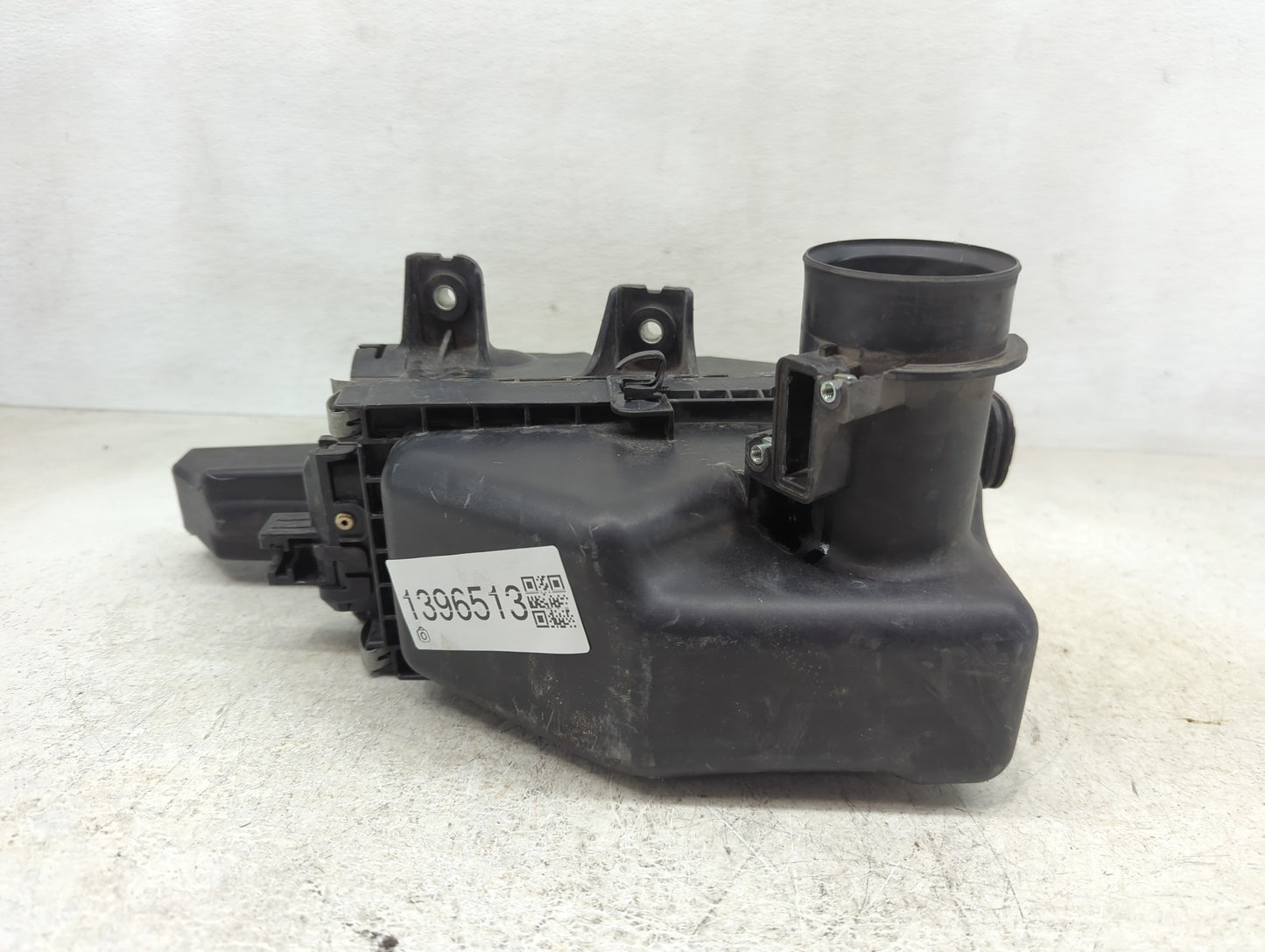 2013-2019 Nissan Versa Air Cleaner Intake-duct Hose Tube - Oemusedautoparts1.com