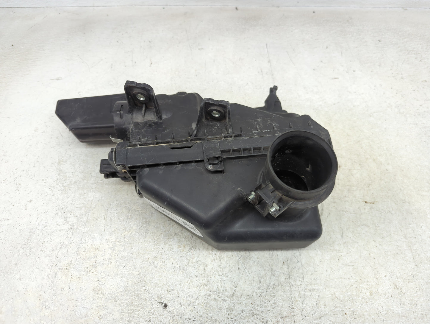 2013-2019 Nissan Versa Air Cleaner Intake-duct Hose Tube - Oemusedautoparts1.com