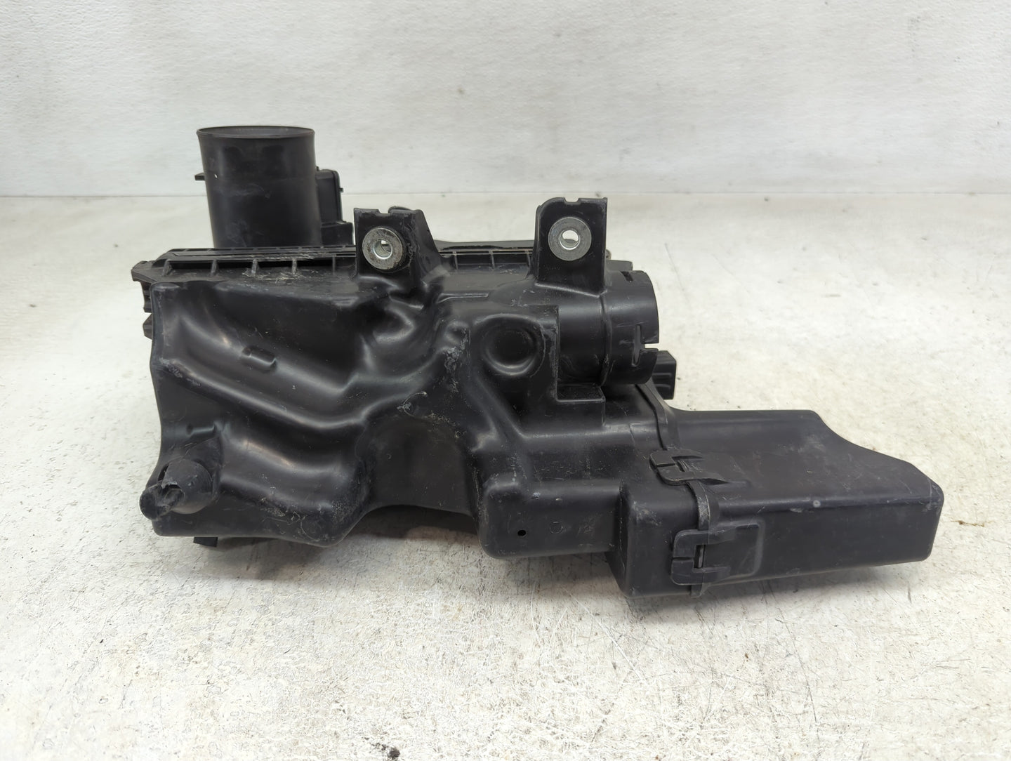 2013-2019 Nissan Versa Air Cleaner Intake-duct Hose Tube - Oemusedautoparts1.com