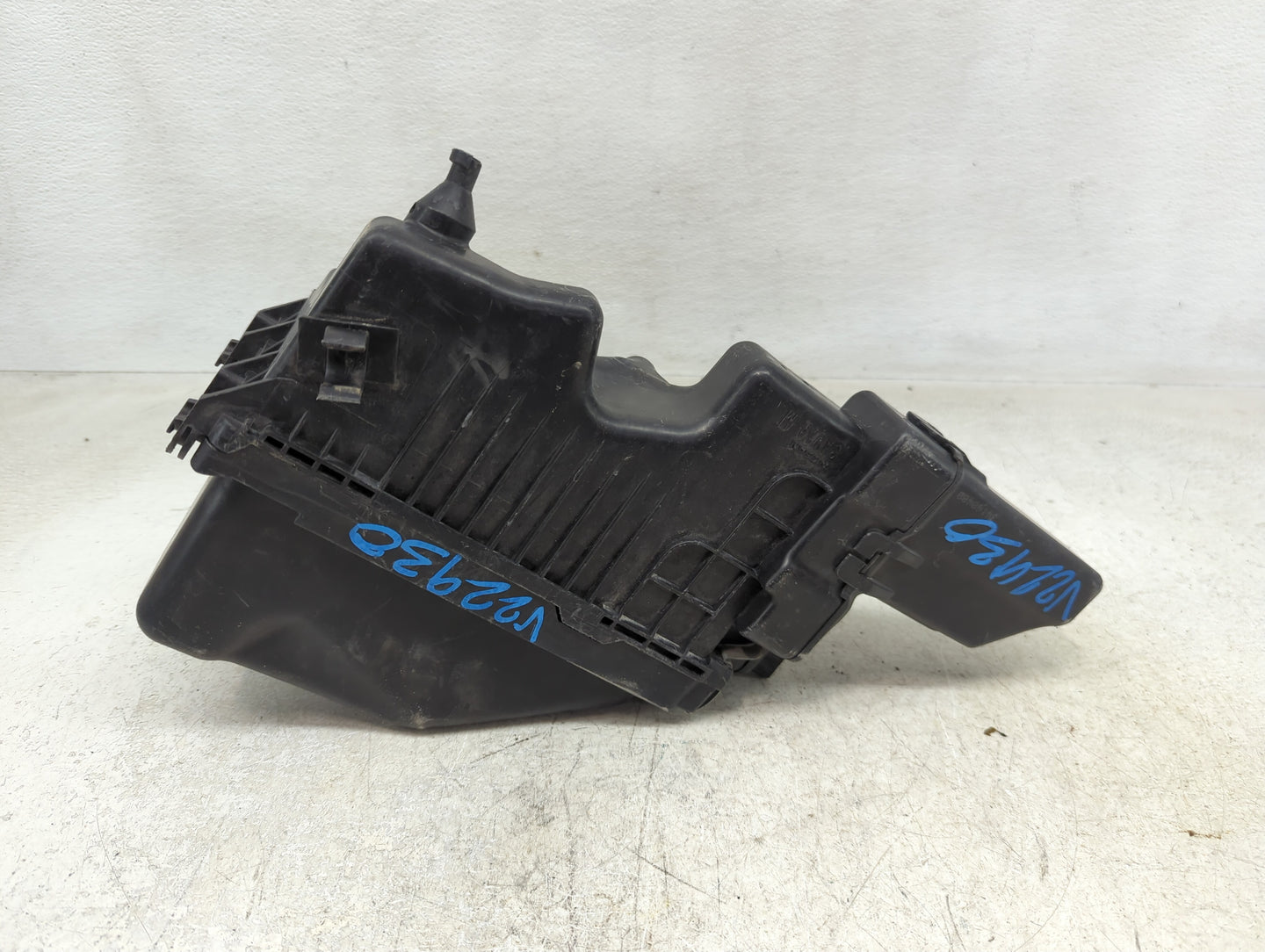 2013-2019 Nissan Versa Air Cleaner Intake-duct Hose Tube - Oemusedautoparts1.com