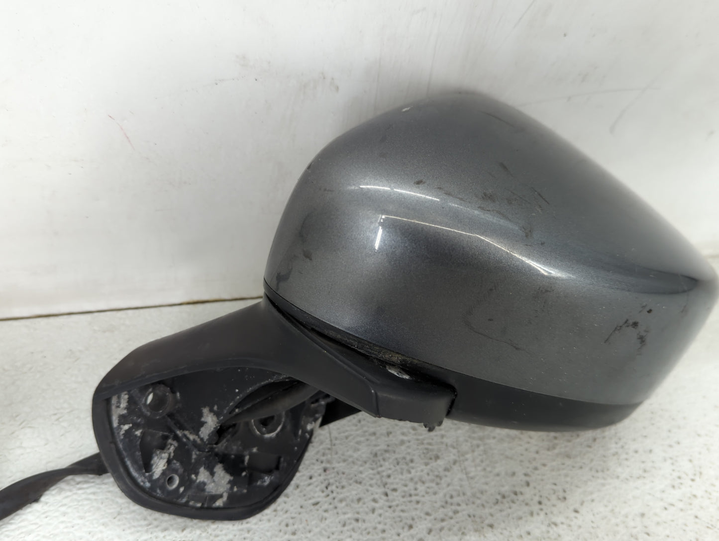 2015-2019 Nissan Versa Driver Side View Mirror - Left Door Mirror OEM Used - Oemusedautoparts1.com