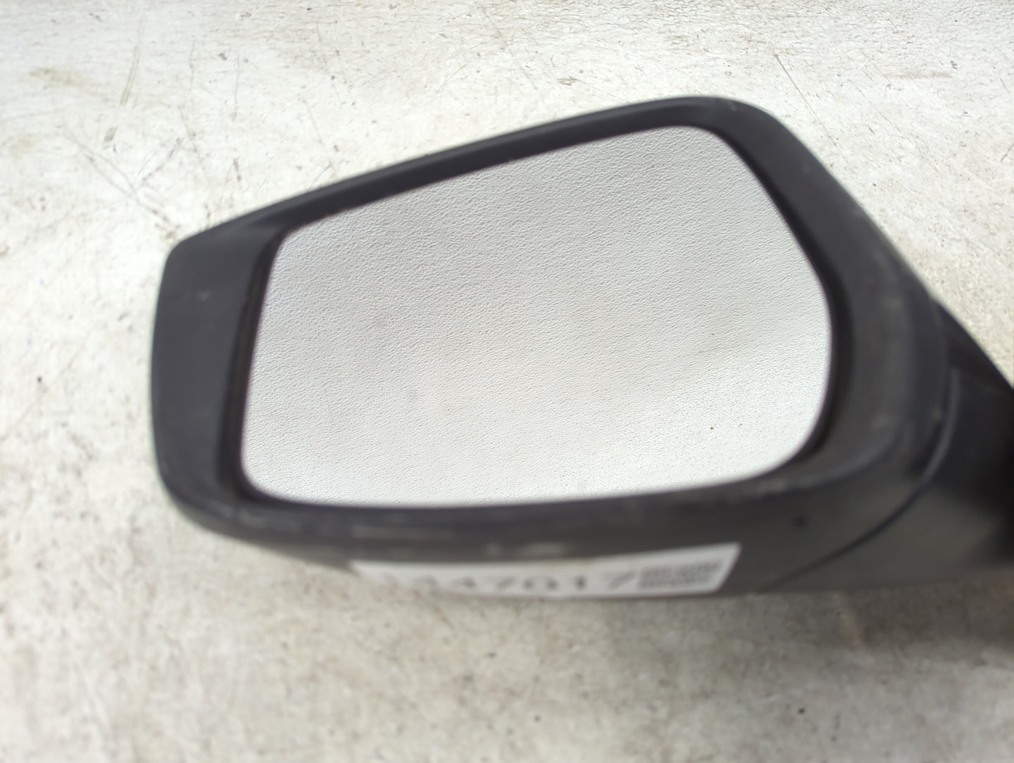 2015-2017 Nissan Versa Driver Side View Mirror - Left Door Mirror OEM Used - Oemusedautoparts1.com