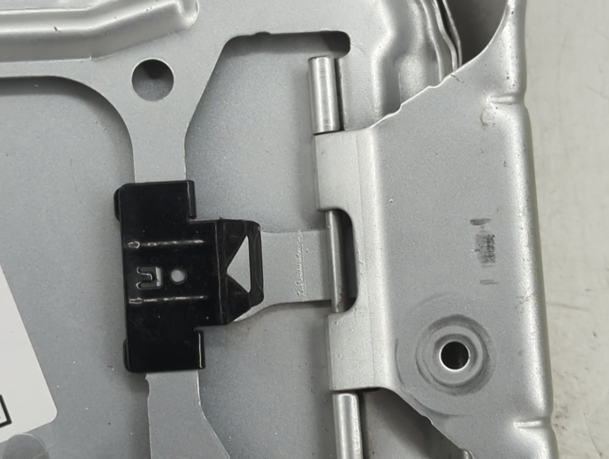 2017 Nissan Versa Fuel Tank Door Lid Gas Tank Silver - Oemusedautoparts1.com