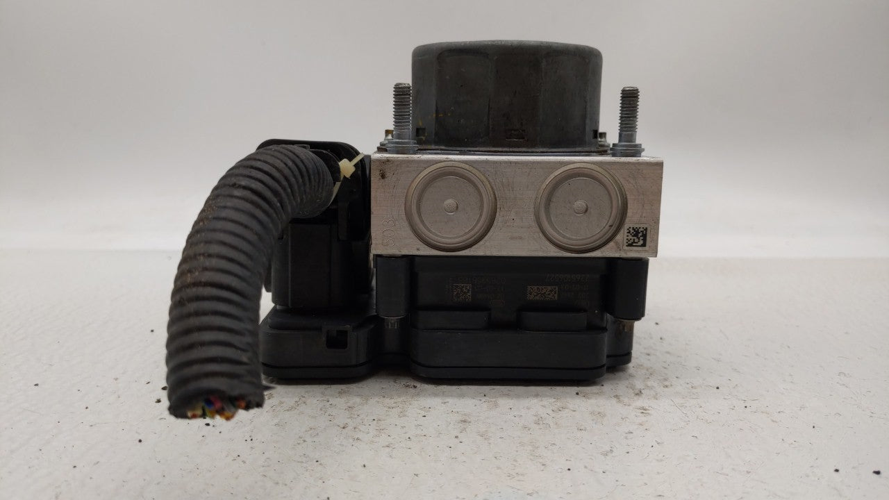 2015-2019 Nissan Versa ABS Pump Control Module Replacement P/N:47660 9KS0A 47660 9KL0A Fits Fits 2015 2016 2017 2018 2019 OE