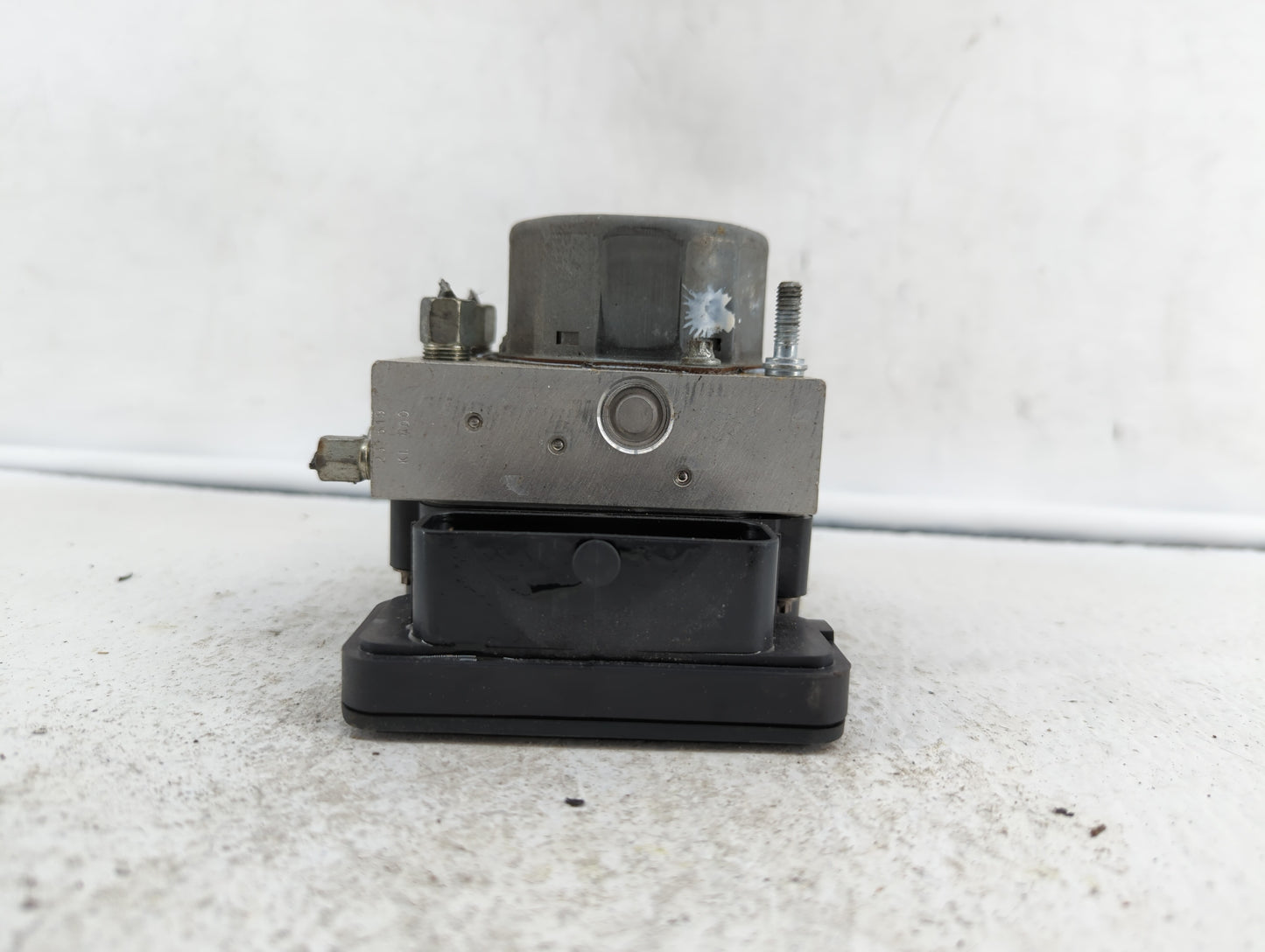 2015-2019 Nissan Versa ABS Pump Control Module Replacement P/N:133800-4540 89541-42320 Fits Fits 2015 2016 2017 2018 2019 OE