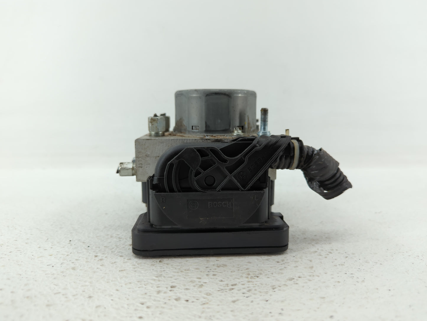 2015-2019 Nissan Versa ABS Pump Control Module Replacement P/N:47660 9KL0A 133800-4540 Fits Fits 2015 2016 2017 2018 2019 OE