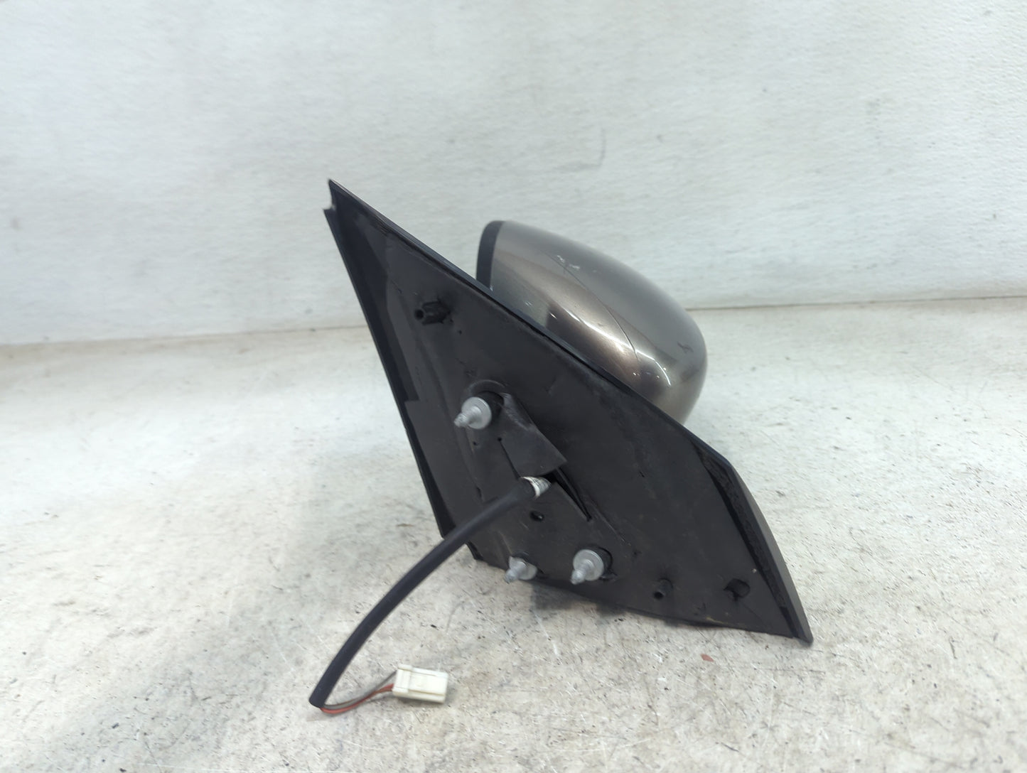 2015-2019 Nissan Versa Driver Side View Mirror - Left Door Mirror OEM Used - Oemusedautoparts1.com
