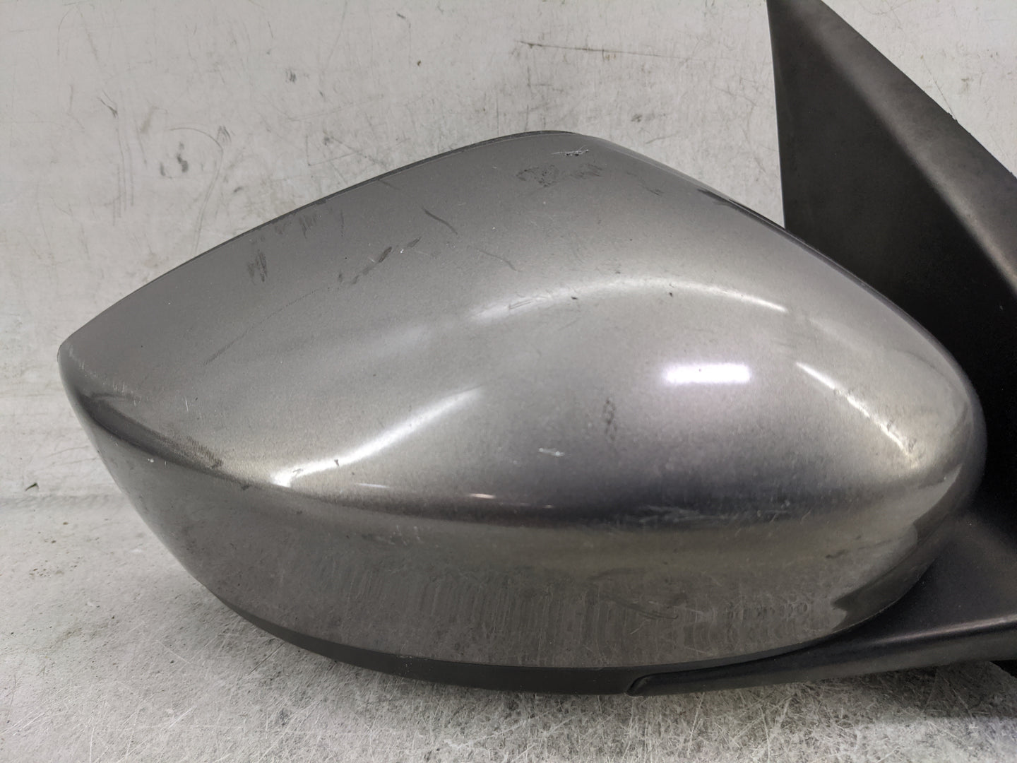 2015-2019 Nissan Versa Passenger Side View Mirror - Right Door Mirror OEM Used - Oemusedautoparts1.com