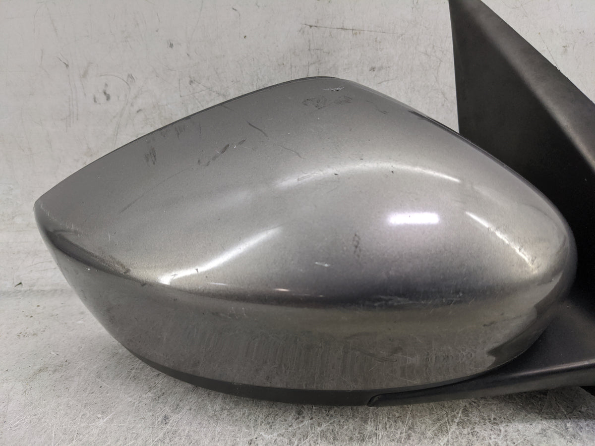 2015-2019 Nissan Versa Passenger Side View Mirror - Right Door Mirror OEM Used - Oemusedautoparts1.com