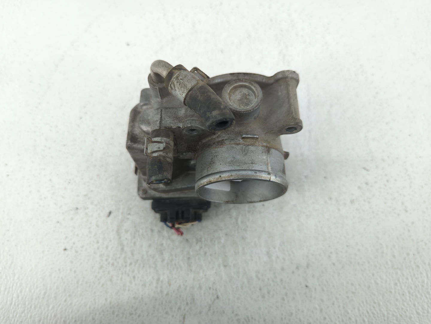2012-2019 Nissan Versa Throttle Body P/N:3AA50-02 Fits Fits 2012 2013 2014 2015 2016 2017 2018 2019 OEM Used Auto Parts - Oe