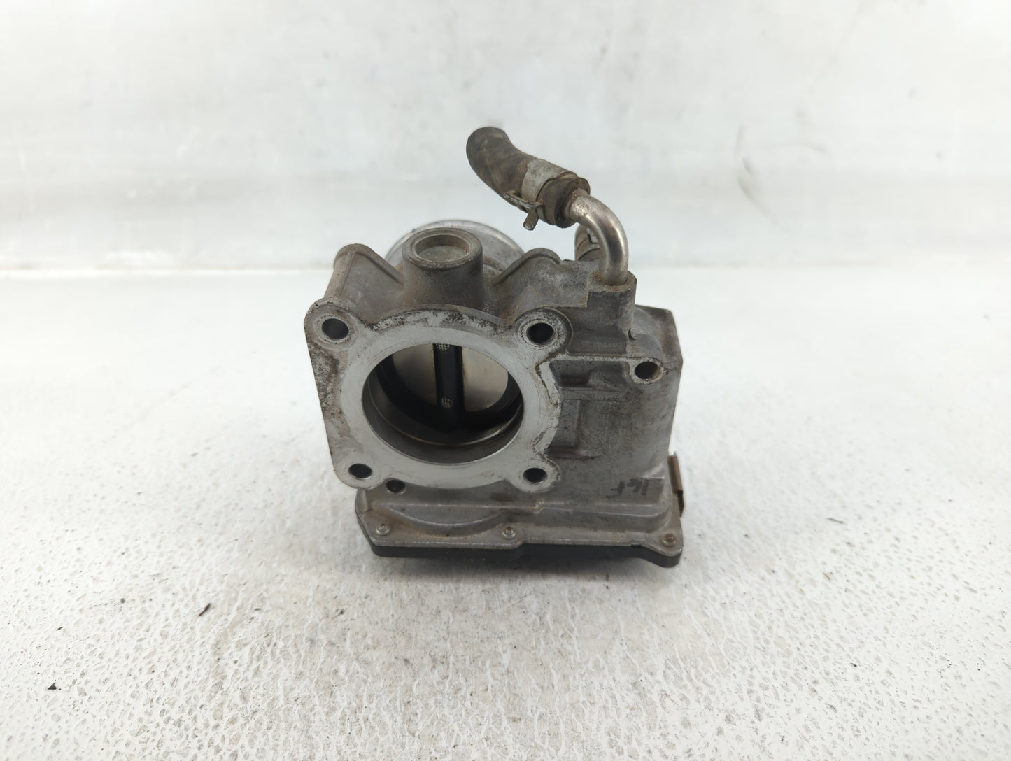 2012-2019 Nissan Versa Throttle Body P/N:3AA50-02 Fits Fits 2012 2013 2014 2015 2016 2017 2018 2019 OEM Used Auto Parts - Oe