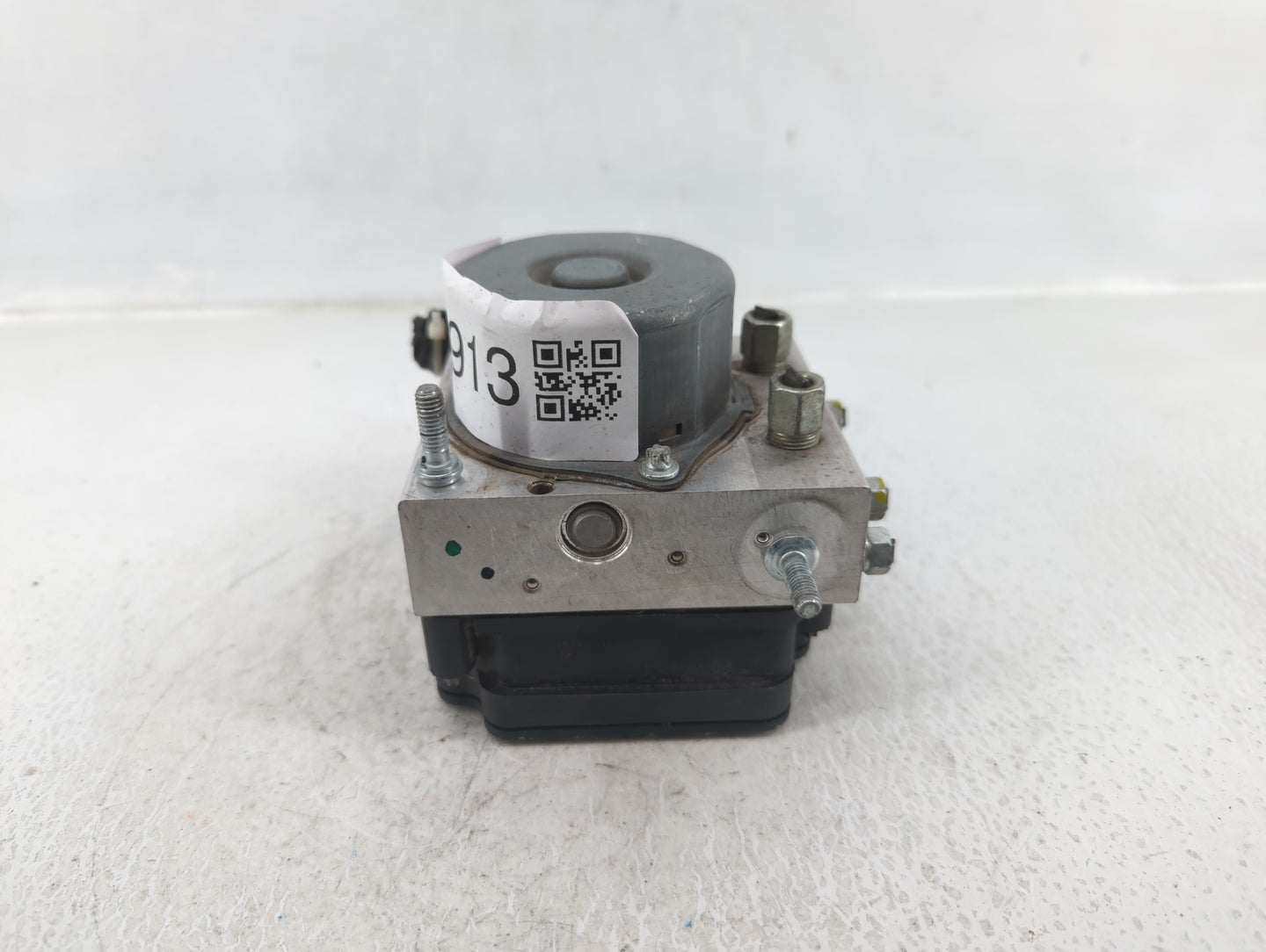 2015-2019 Nissan Versa ABS Pump Control Module Replacement P/N:47660 9KK0A Fits Fits 2015 2016 2017 2018 2019 OEM Used Auto 
