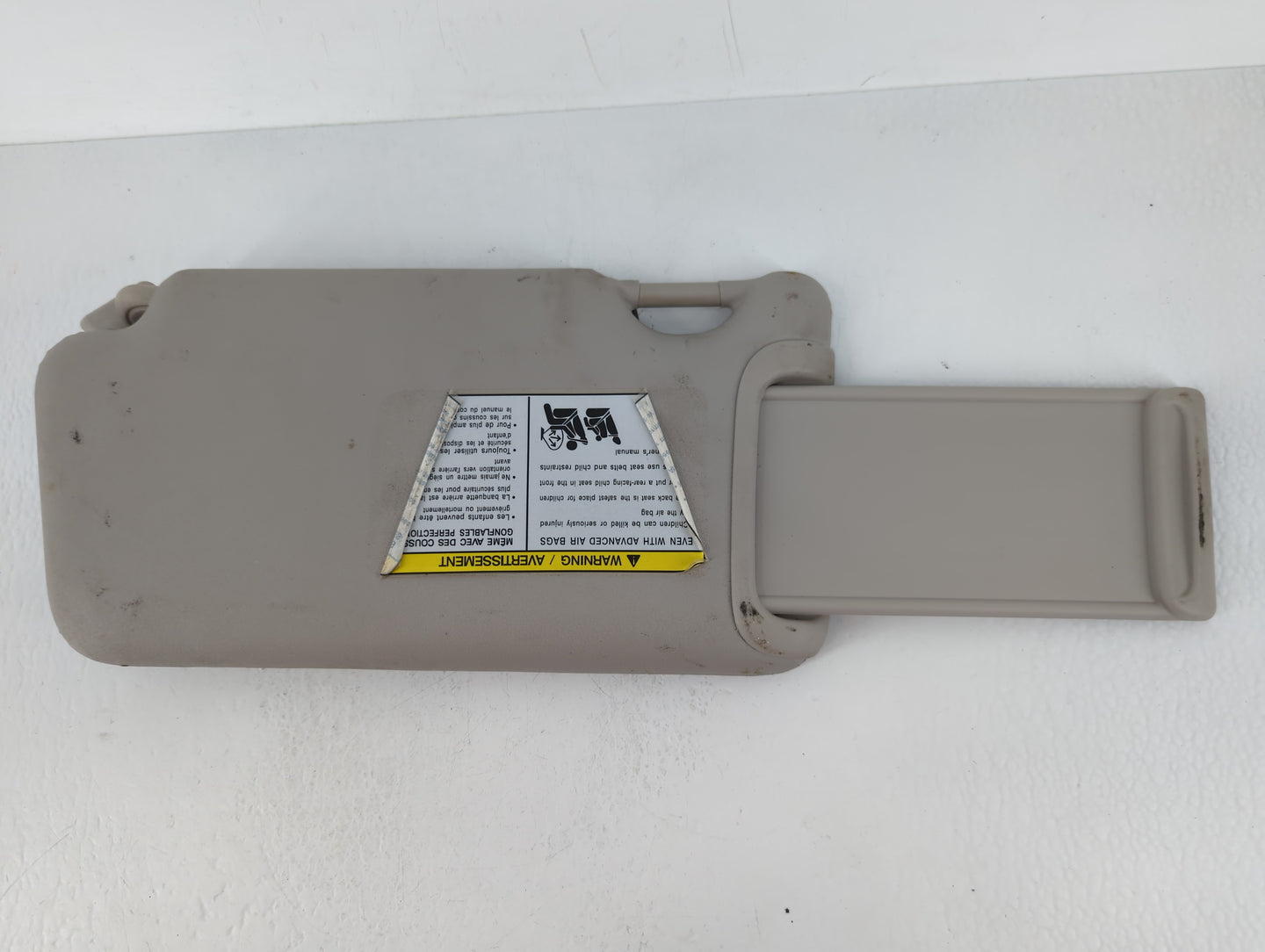 2017 Nissan Versa Sun Visor Shade Replacement Passenger Right Mirror Fits OEM Used Auto Parts - Oemusedautoparts1.com