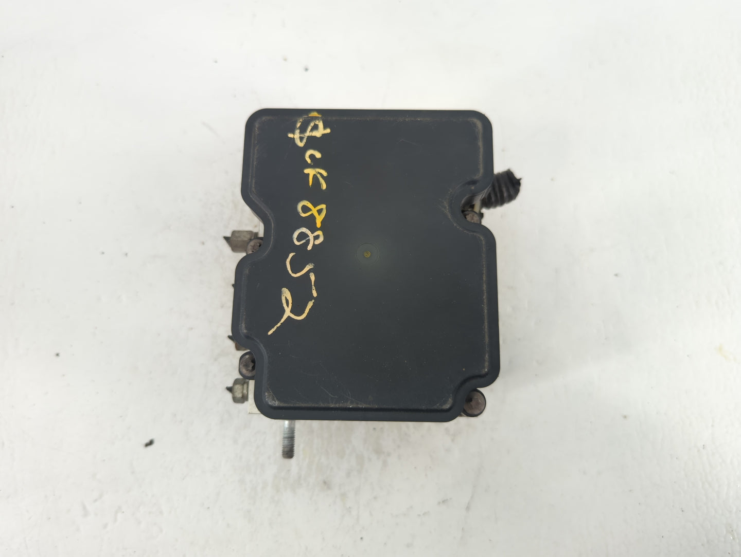 2015-2019 Nissan Versa ABS Pump Control Module Replacement P/N:269 661 47660 9KK0A Fits Fits 2015 2016 2017 2018 2019 OEM Us