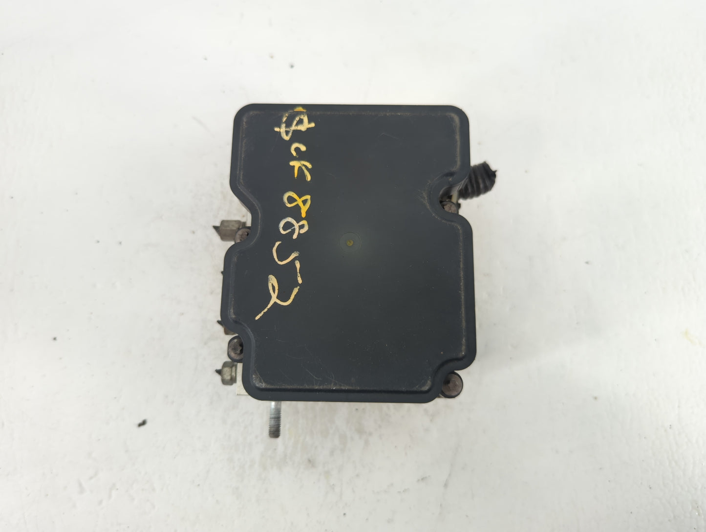 2015-2019 Nissan Versa ABS Pump Control Module Replacement P/N:269 661 47660 9KK0A Fits Fits 2015 2016 2017 2018 2019 OEM Us
