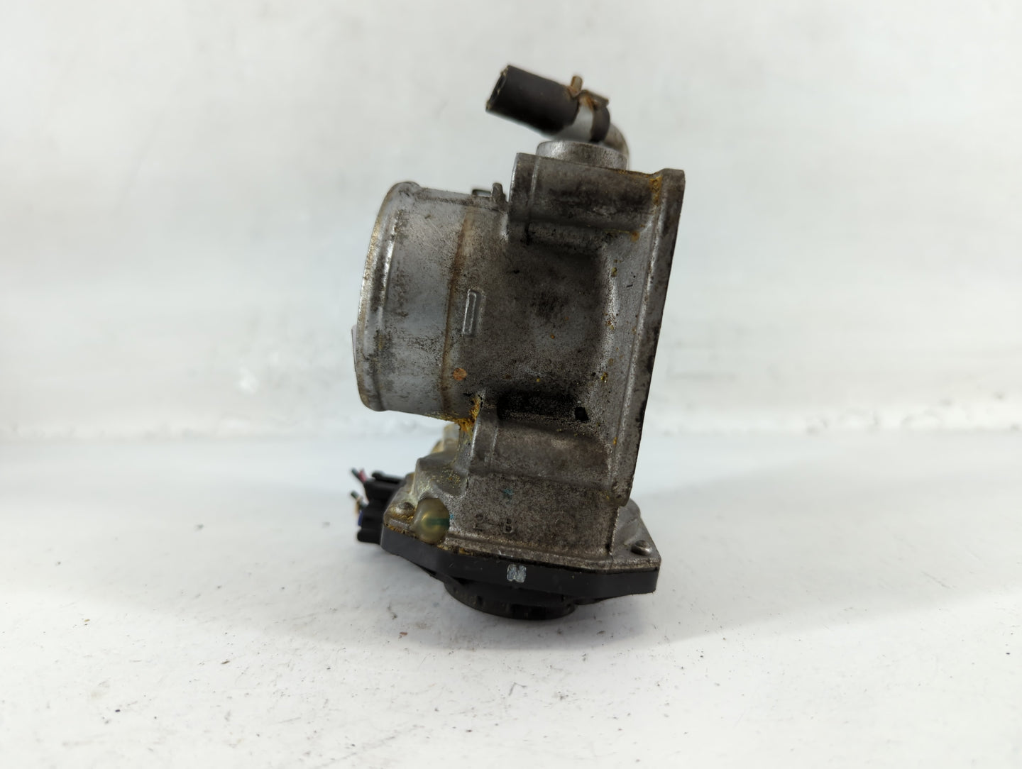 2012-2019 Nissan Versa Throttle Body P/N:3AA50-02 F Fits Fits 2012 2013 2014 2015 2016 2017 2018 2019 OEM Used Auto Parts - 