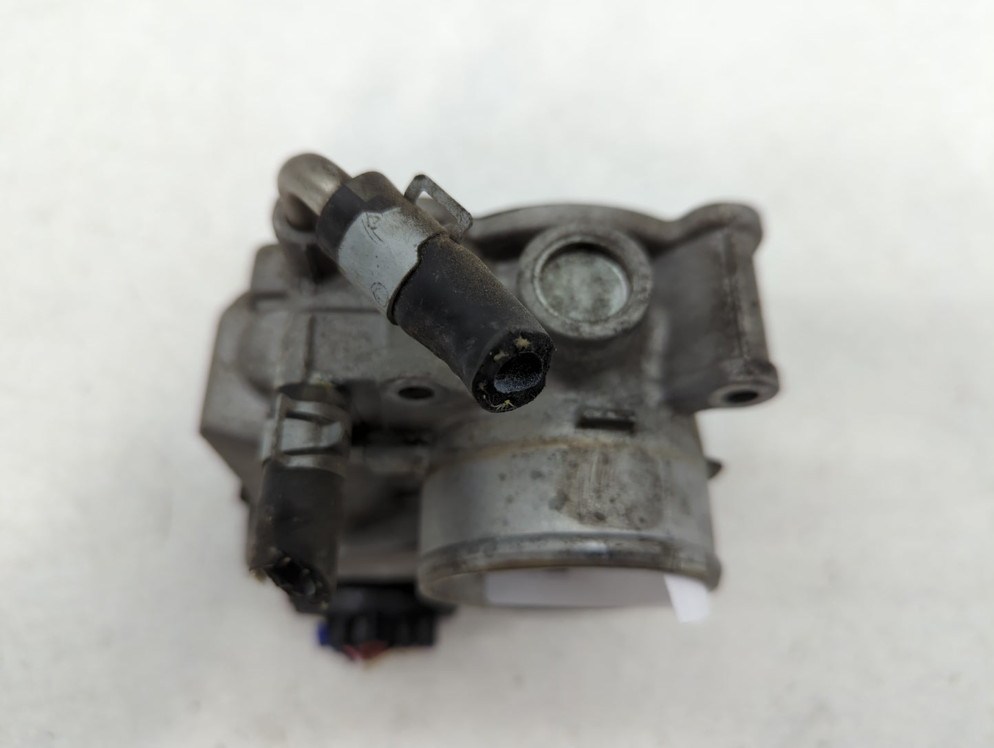 2012-2019 Nissan Versa Throttle Body P/N:3AA50-02 F Fits Fits 2012 2013 2014 2015 2016 2017 2018 2019 OEM Used Auto Parts - 
