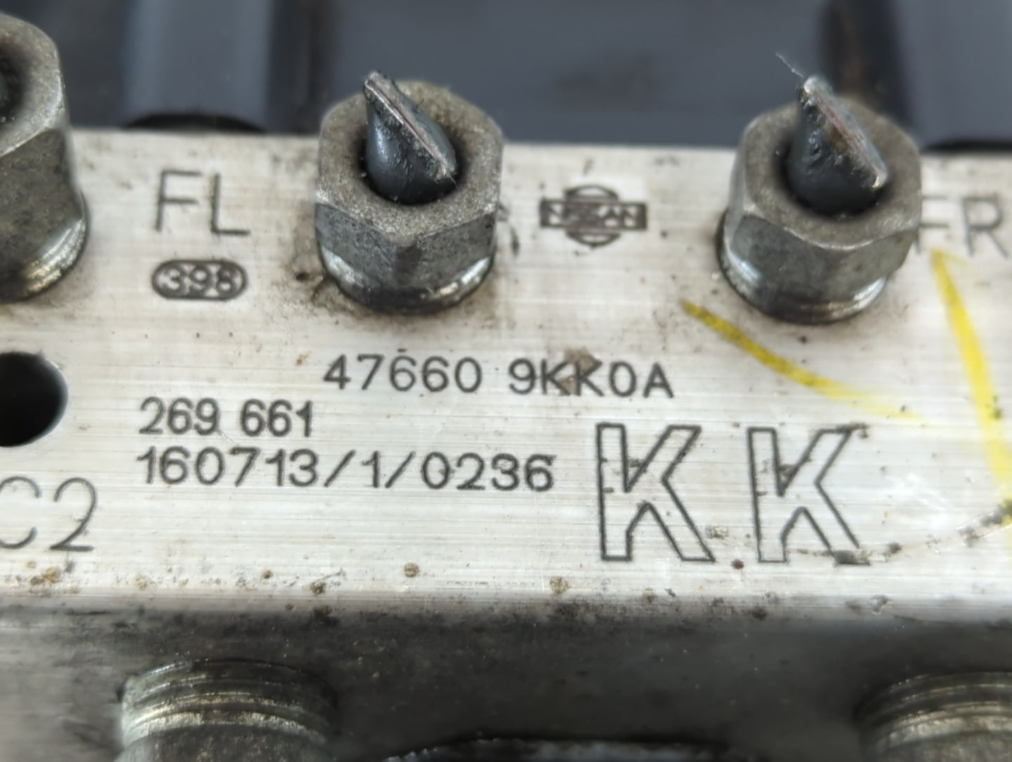 2015-2019 Nissan Versa ABS Pump Control Module Replacement P/N:47660 9KK0A Fits Fits 2015 2016 2017 2018 2019 OEM Used Auto 