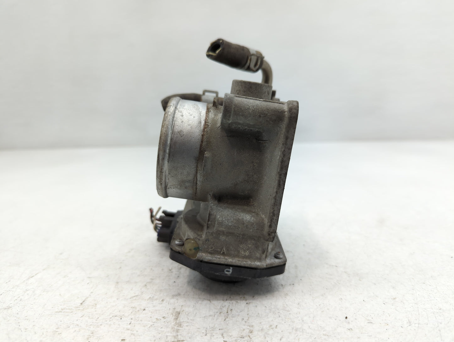 2012-2019 Nissan Versa Throttle Body P/N:3AA50-02 F Fits Fits 2012 2013 2014 2015 2016 2017 2018 2019 OEM Used Auto Parts - 