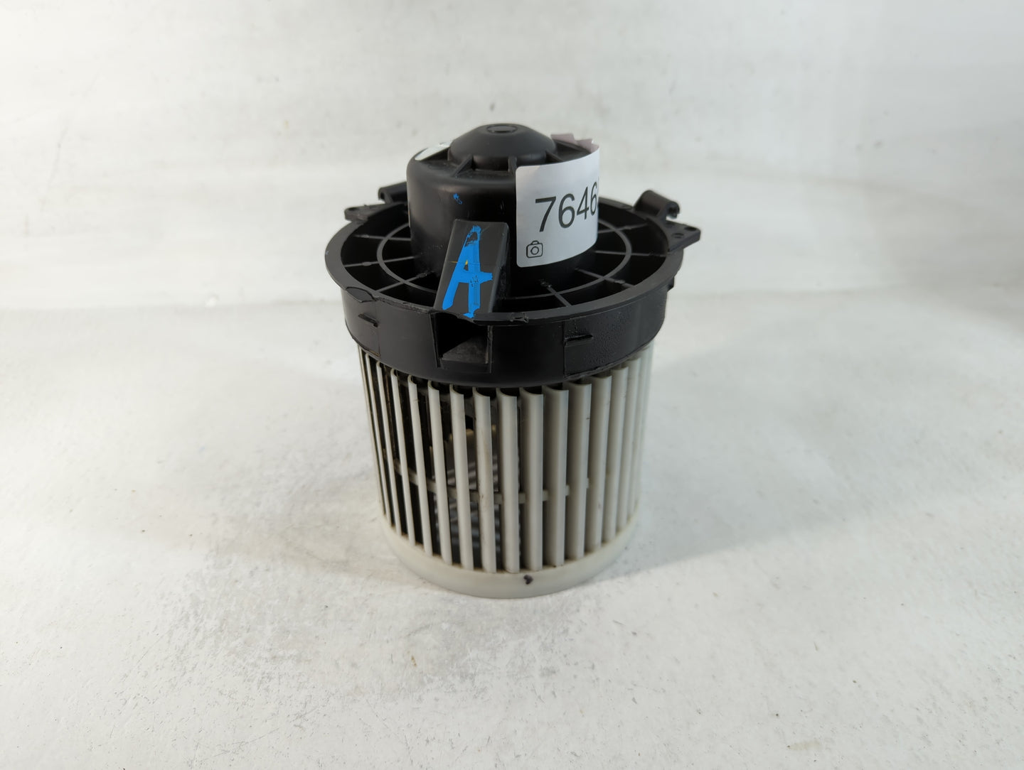 2012-2018 Nissan Versa Rear Heater AC Blower Motor Fits Fits 2012 2013 2014 2015 2016 2017 2018 OEM Used Auto Parts - Oemuse