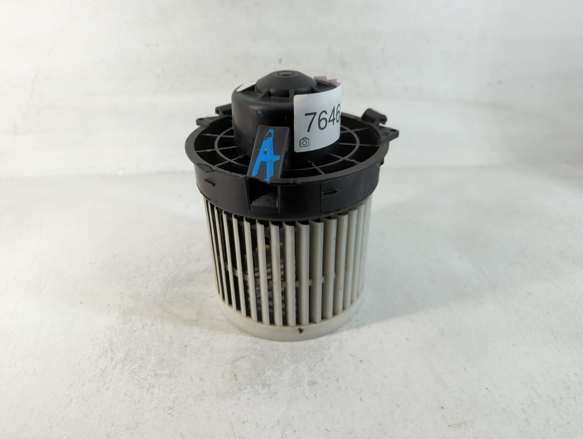 2012-2018 Nissan Versa Heater AC Blower Motor Fits Fits 2012 2013 2014 2015 2016 2017 2018 OEM Used Auto Parts - Oemusedauto