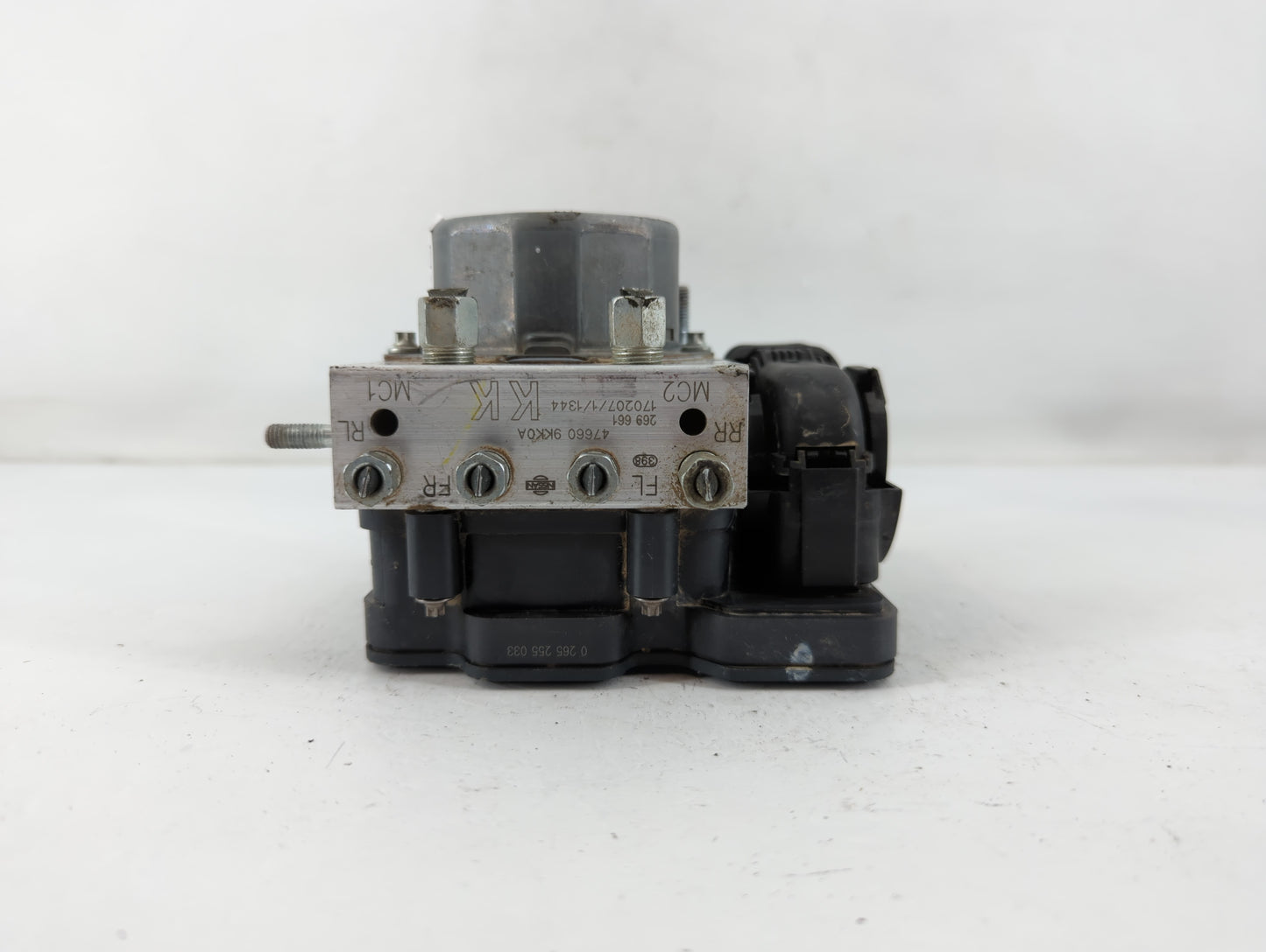 2015-2019 Nissan Versa ABS Pump Control Module Replacement P/N:47660 9KK0A Fits Fits 2015 2016 2017 2018 2019 OEM Used Auto 