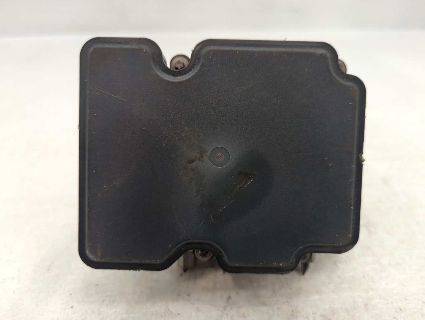2015-2019 Nissan Versa ABS Pump Control Module Replacement P/N:47660 9KK0A Fits Fits 2015 2016 2017 2018 2019 OEM Used Auto 