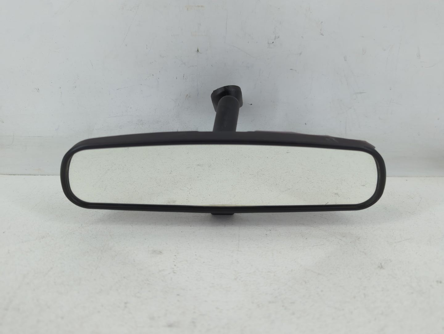 2017 Nissan Versa Note Interior Rear View Mirror Replacement OEM P/N:E8011681 Fits OEM Used Auto Parts - Oemusedautoparts1.c