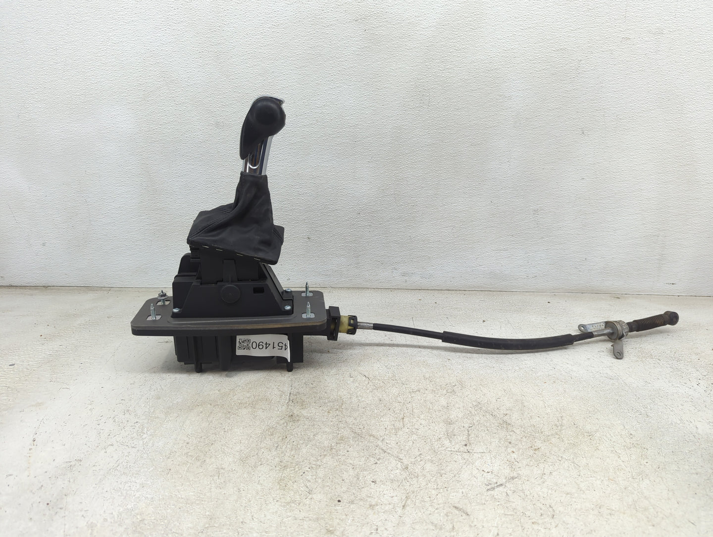 2017 Porsche Macan Floor Console Assembly Shifter 1451490 - Oemusedautoparts1.com