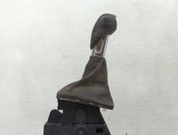 2017 Porsche Macan Floor Console Assembly Shifter 1451491 - Oemusedautoparts1.com