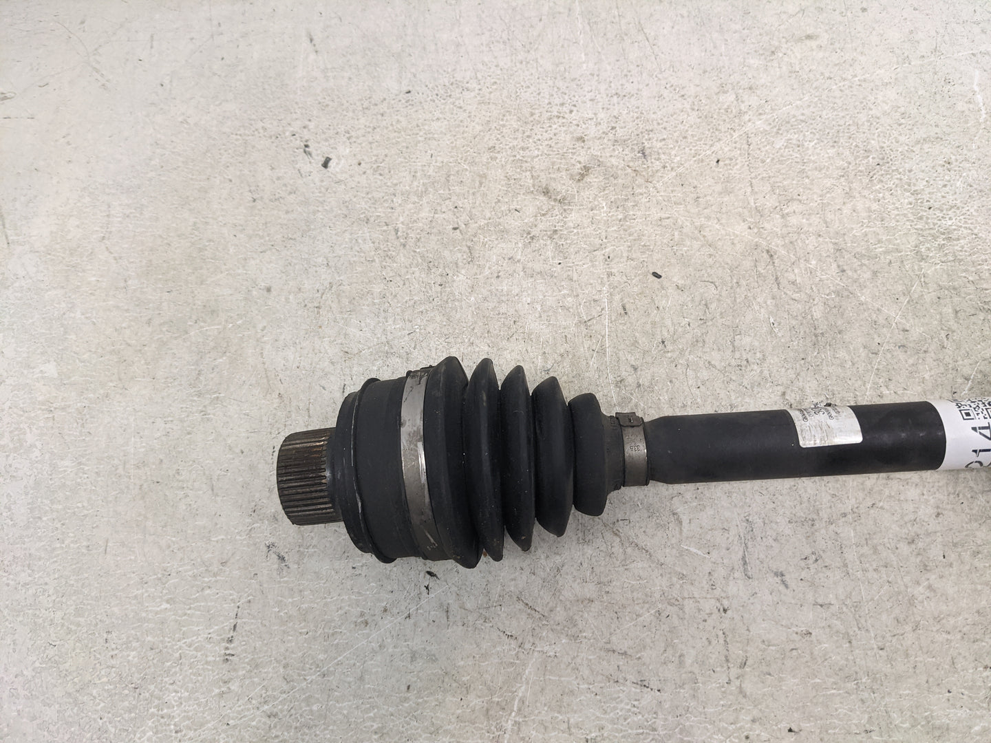 2017-2018 Porsche Macan Axle Shaft Front Driver Cv C/v 1461214 - Oemusedautoparts1.com